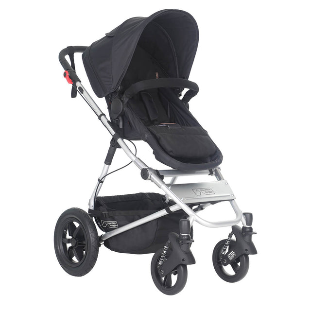 mountain buggy cosmopolitan in toddler mode with extended sunhood - front facing 3qtr view - mountainbuggy.com - fabric colour_black